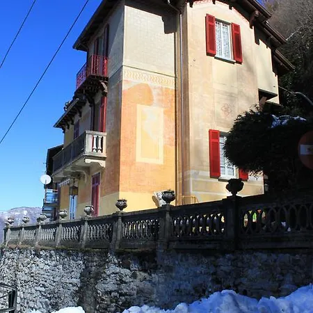Il Balcone Sul Panzió 2*