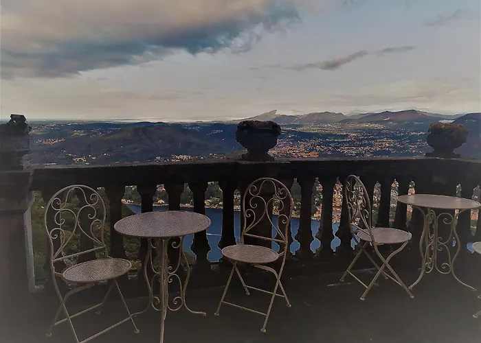 Il Balcone Sul 3* Брунате